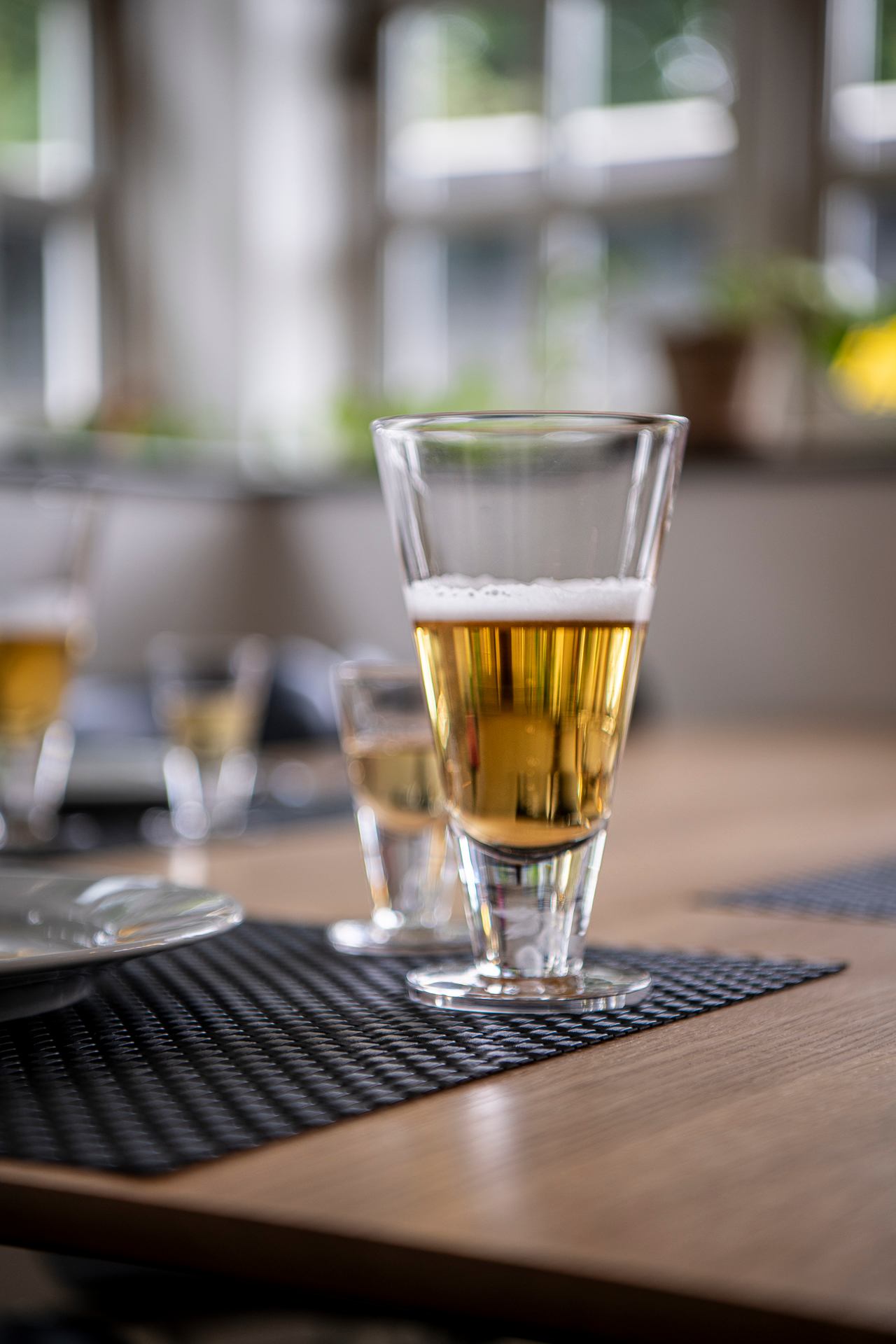 Bierglas - Mundgeblasen mit Laserdesign im Fuß