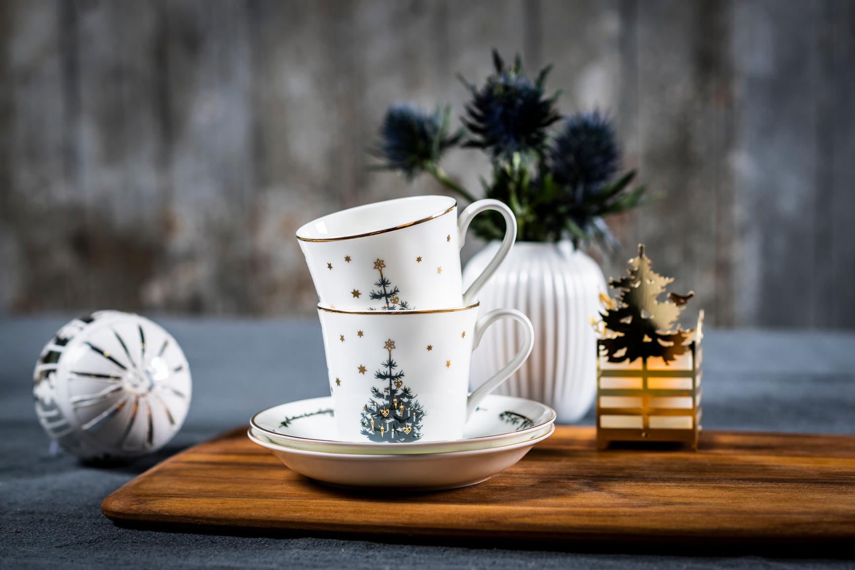 Winter Stars, Weihnachtstasse mit Untertasse - Weihnachtsbaum