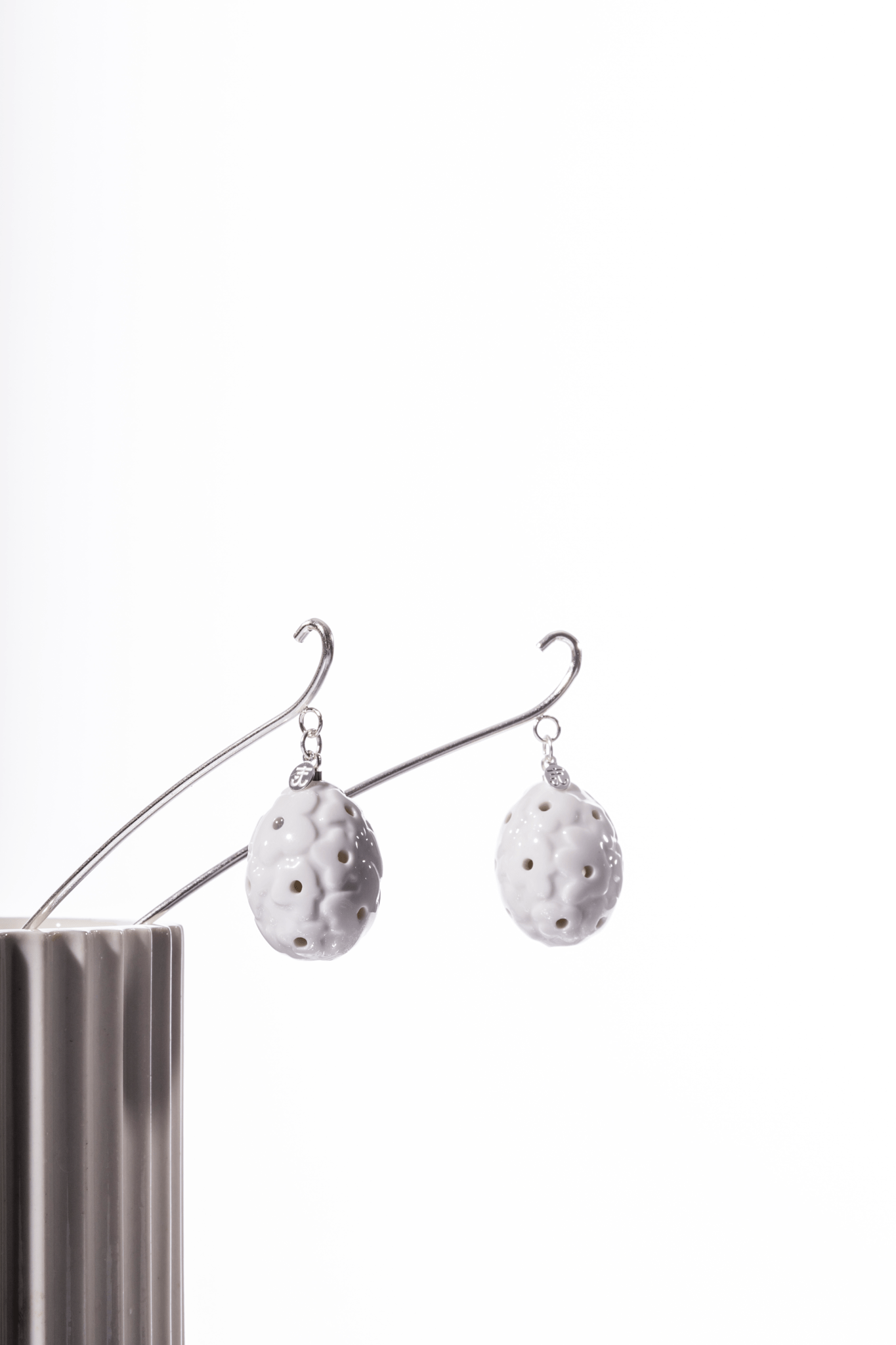 Blumenstroh mit Porzellan-eiern (2er-Pack)